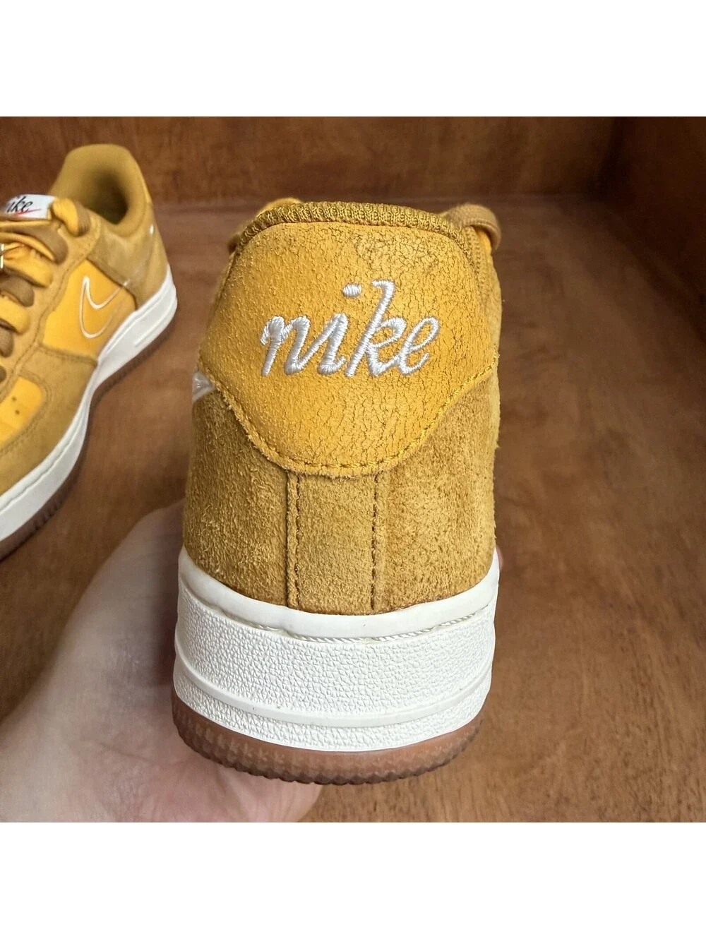 Nike Air Force 1 Low Shoes Womens Size 6 University Gold Suede Gum DA8302-700